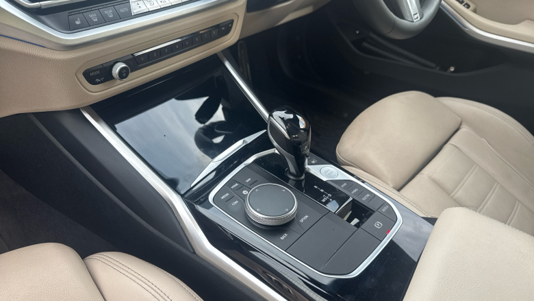 BMW 3 Series 330e M Sport 4dr Step Auto Saloon